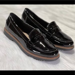 raisie eletta loafer